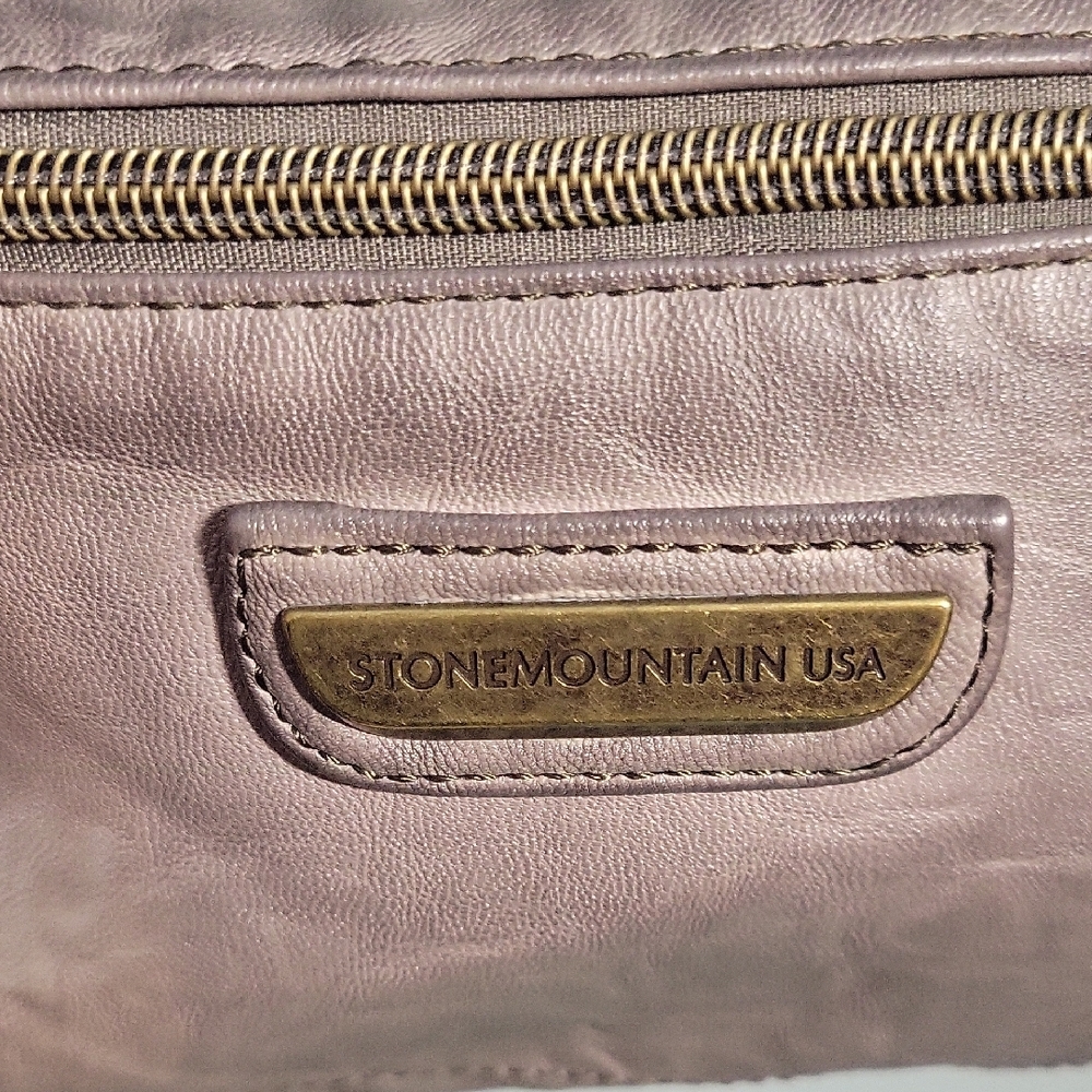 Stone Mountain Accessories Gray Crossbody Bag Practical Design View 2